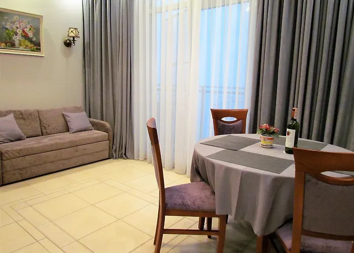 Zhemchuzhyna In Arkadiya * Odessa